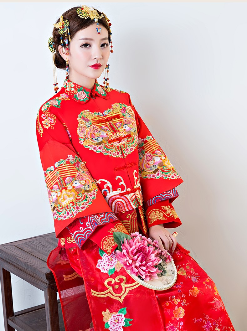中國古典元素中式禮服，中國風(fēng)新娘結(jié)婚禮服