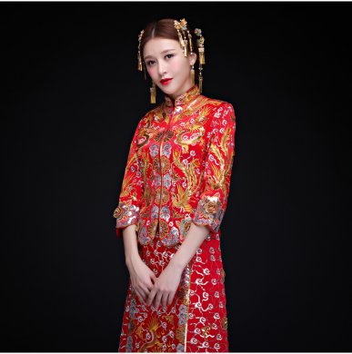 復(fù)古傳統(tǒng)中式禮服，時尚中國風(fēng)新娘禮服
