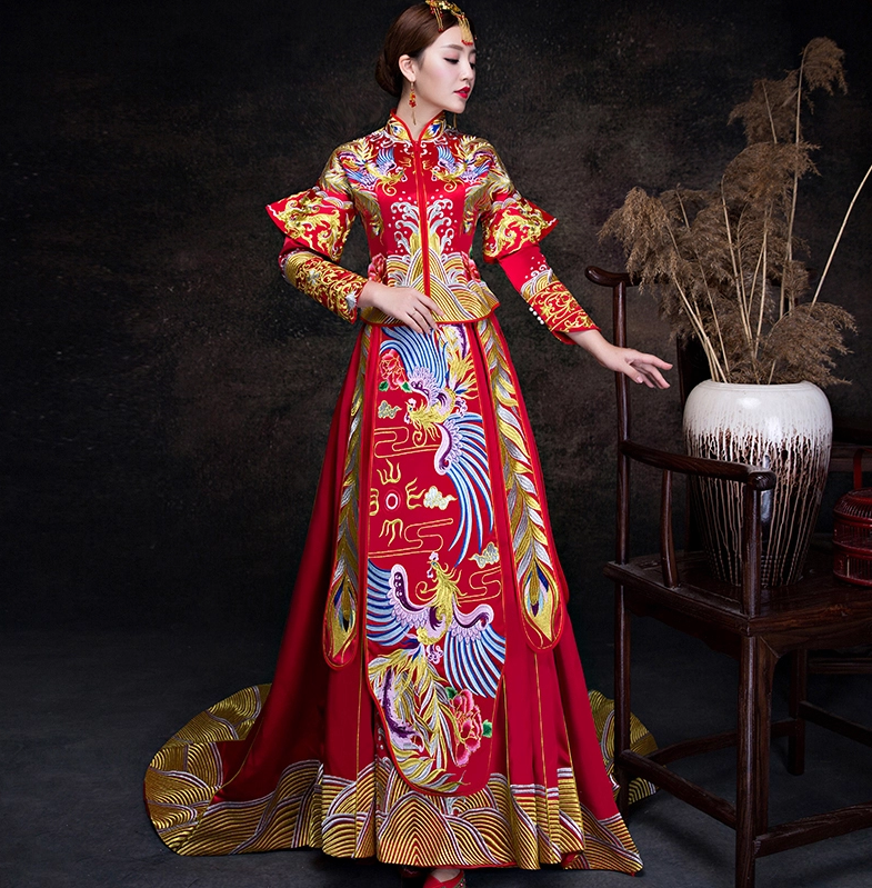 奢華大拖尾中式禮服，古典中式新娘禮服嫁衣