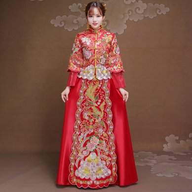 雍容華貴中式禮服，復(fù)古時(shí)尚中國風(fēng)新娘禮服