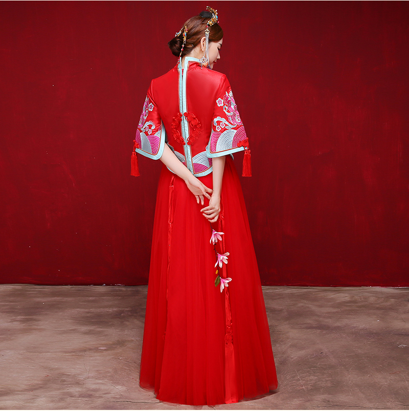 時(shí)尚復(fù)古設(shè)計(jì)中式禮服，唯美飄逸新娘禮服