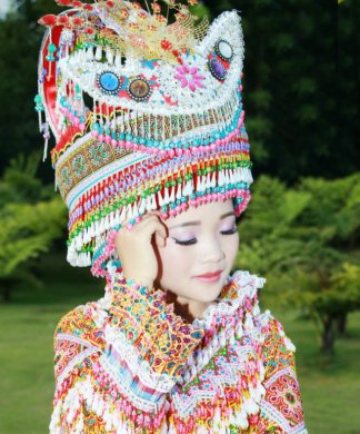 苗族民族服飾少數民族服裝圖片