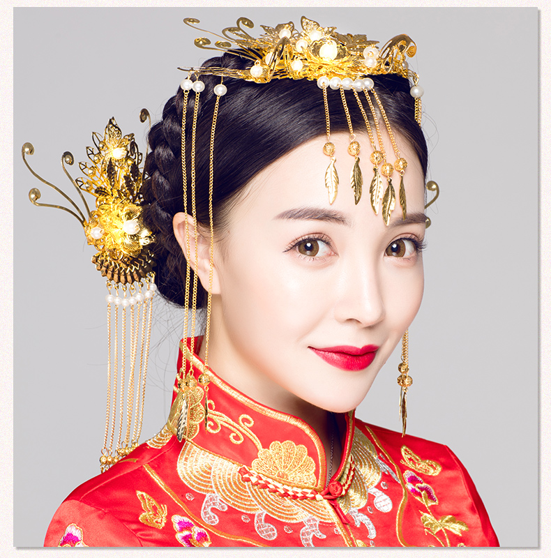 步搖古典造型新娘頭飾，金色花枝高貴發飾