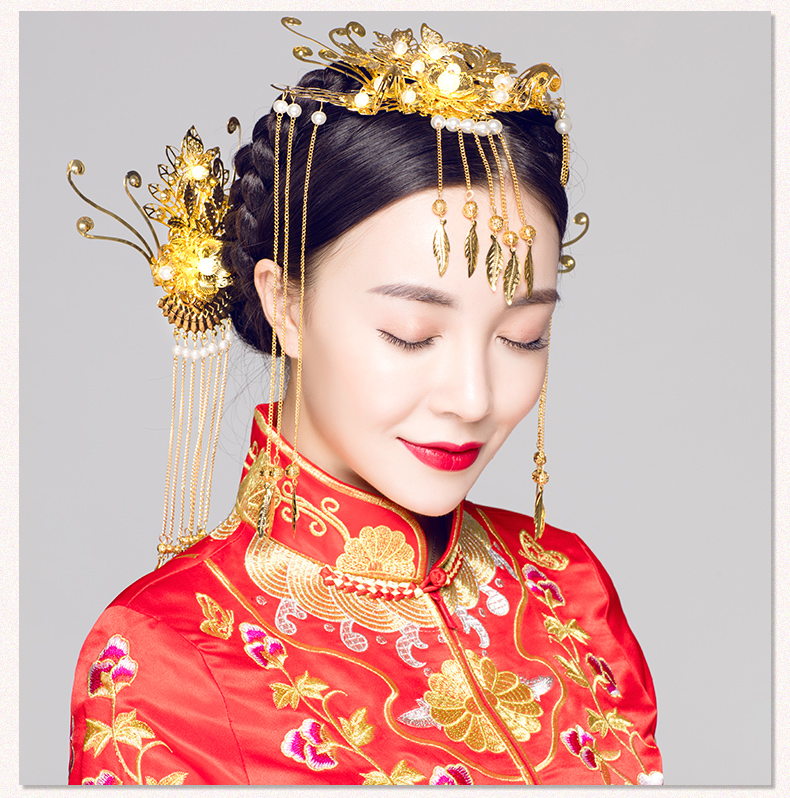 步搖古典造型新娘頭飾，金色花枝高貴發飾