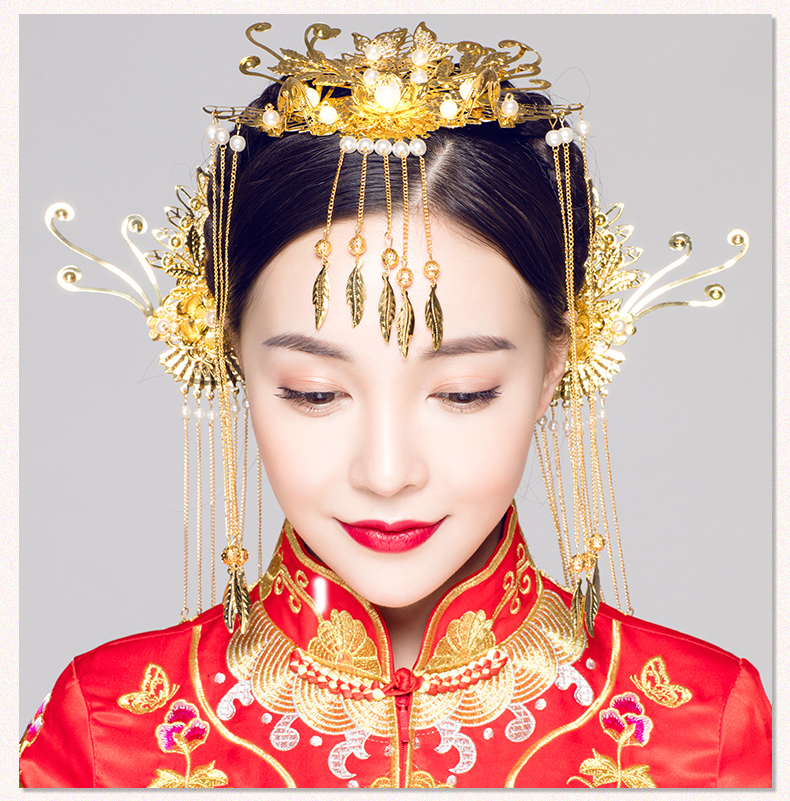 步搖古典造型新娘頭飾，金色花枝高貴發飾