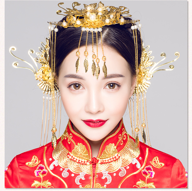 步搖古典造型新娘頭飾，金色花枝高貴發飾