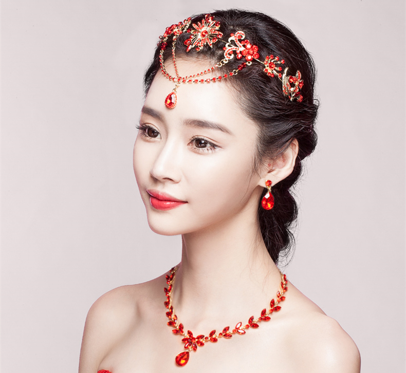 中式三件套裝敬酒服額飾，優美盤發配飾發飾