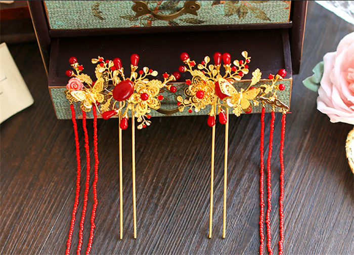 金底紅古風(fēng)頭飾，復(fù)古貝殼花流蘇發(fā)簪
