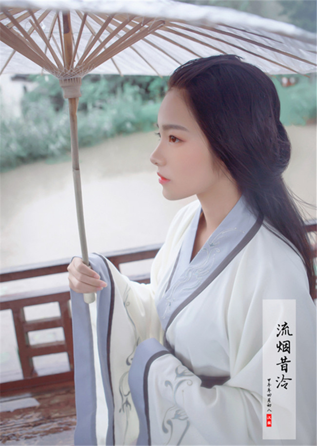 傳統漢服情侶款直裾—月潮生