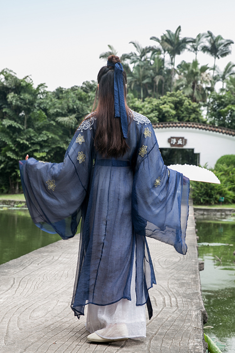中國風大袖衫漢元素漢服古裝美女圖片