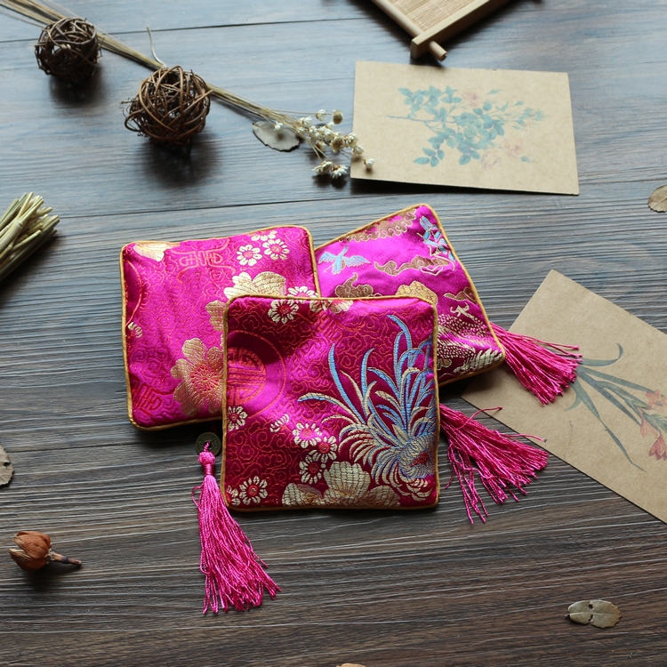 薦古典中國風刺繡荷包手工包