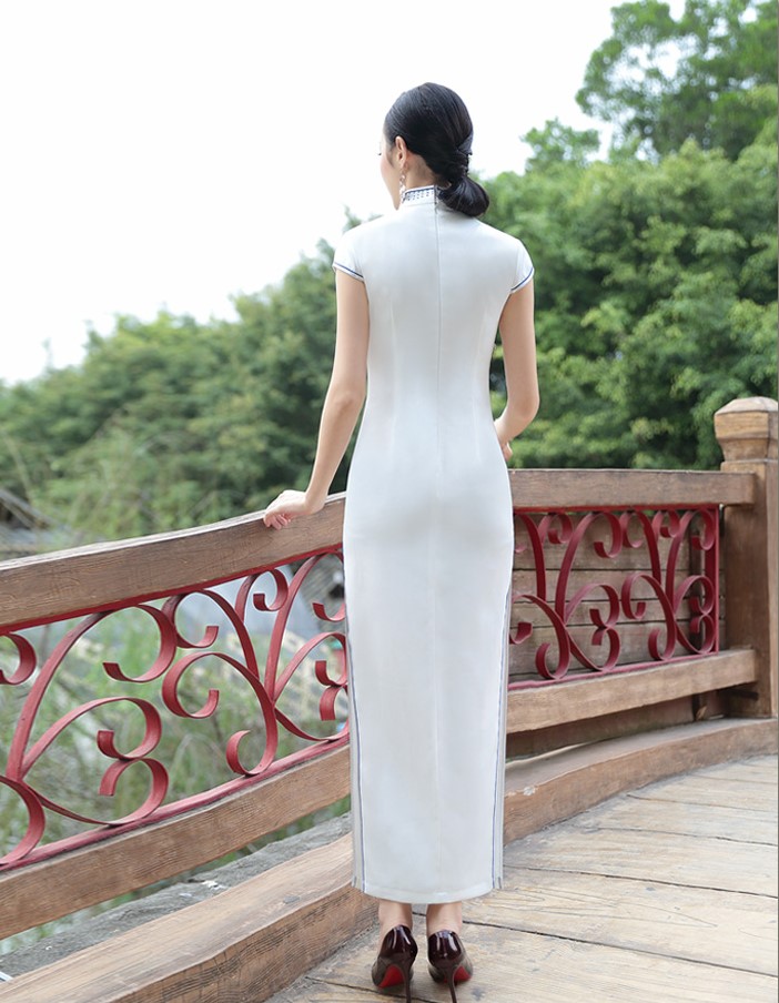 改良中國風發現旗袍之美，復古中式旗袍