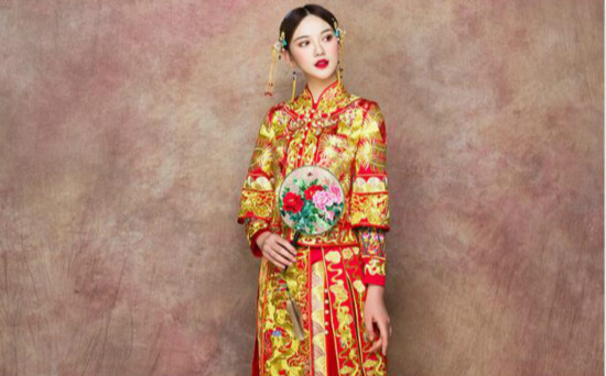 中式新娘服中國風嫁衣中式禮服圖片