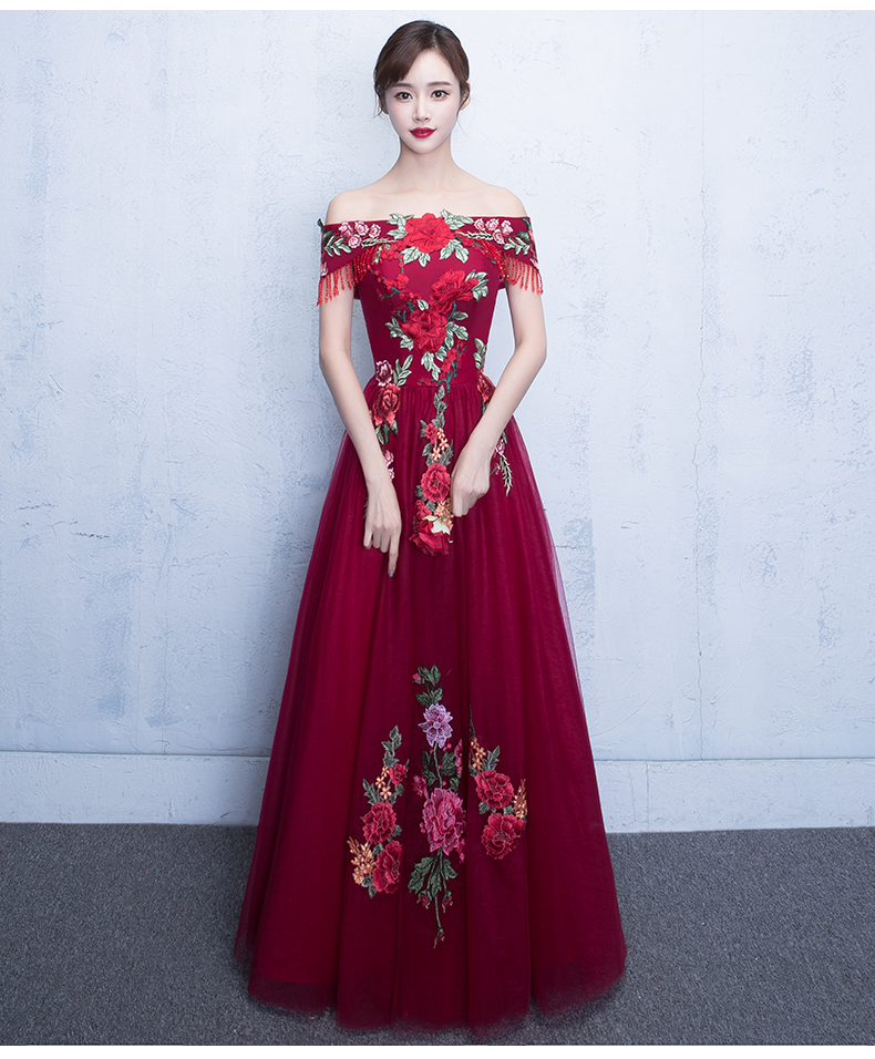 新娘敬酒服，一字肩中式結婚禮服