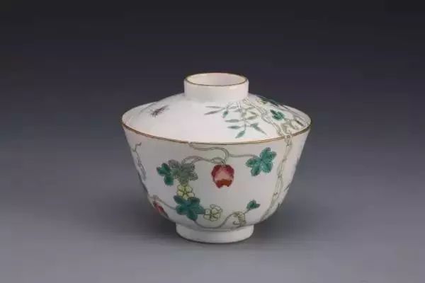 中國古陶瓷器工藝：淺析粉彩瓷發展史