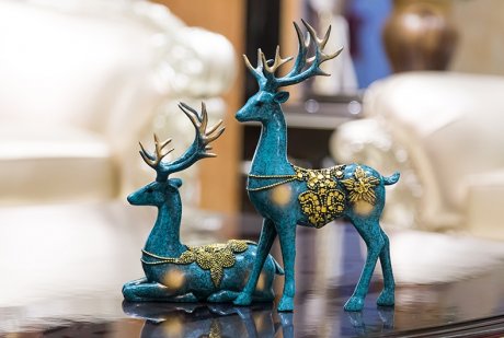 空靈優雅，福壽福祿雙至的鹿型青銅器工藝品