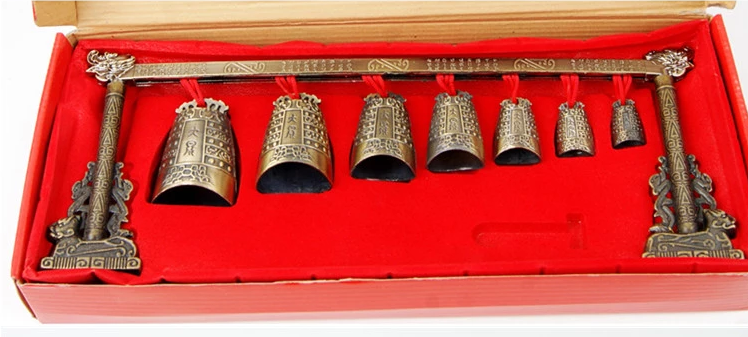 特色中國風古典仿古編鐘，青銅器裝飾樂器擺件