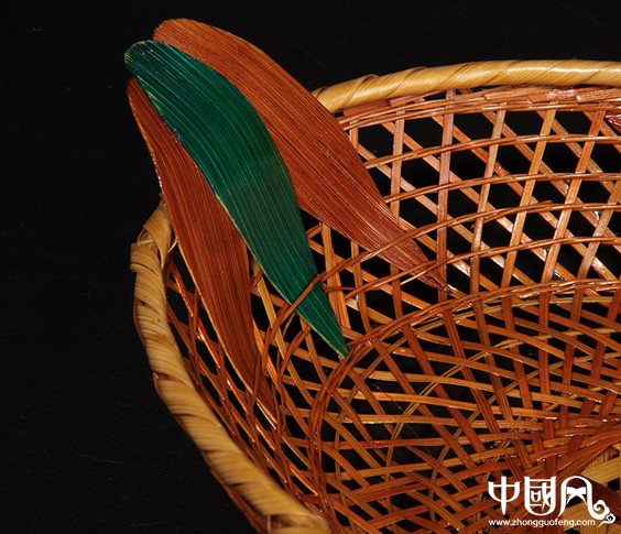 美觀精致的竹編動物造型藝術品