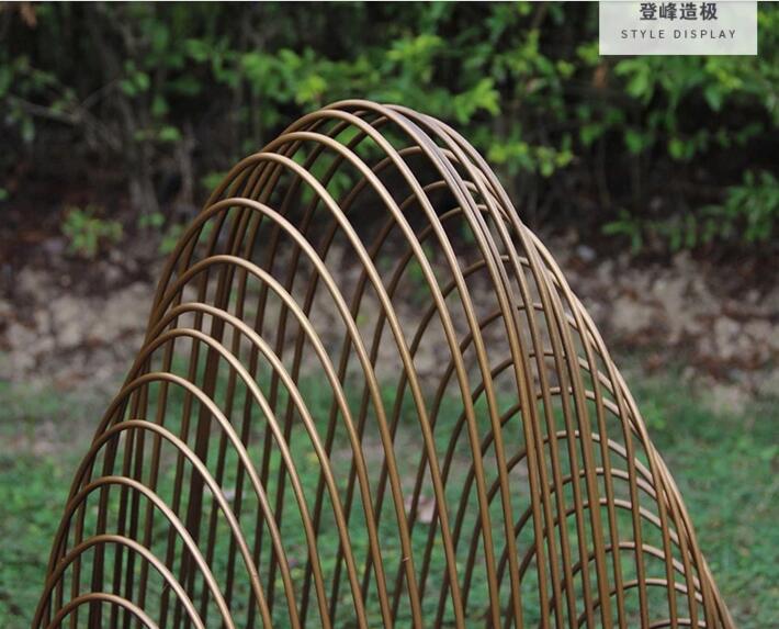 現代創意金屬鐵藝奔馬擺件