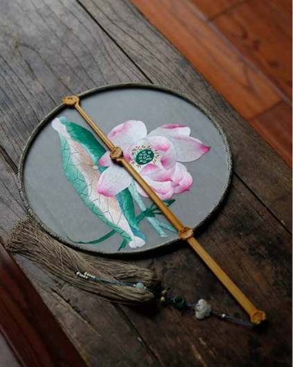 中國風古典復古團扇，繡花宮扇刺繡團扇