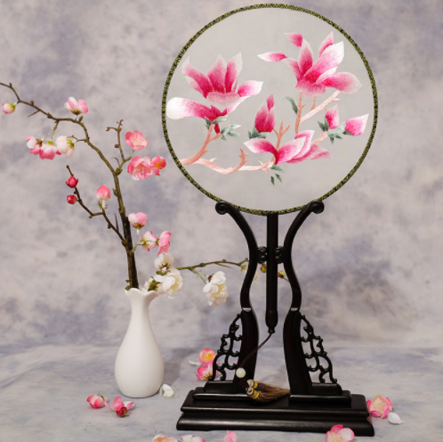 四款雙面繡花中國風(fēng)團扇，古風(fēng)宮扇古典扇子圖