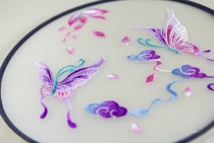 淡雅蝶舞刺繡團扇，淡紫復古繡花工藝扇子
