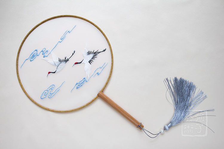 福壽雙鶴刺繡團扇，典雅韻味刺繡工藝扇子
