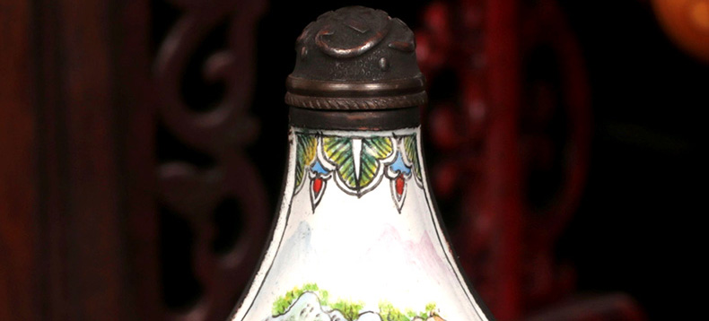 中國風傳統手工藝銅胎琺瑯彩鼻煙壺