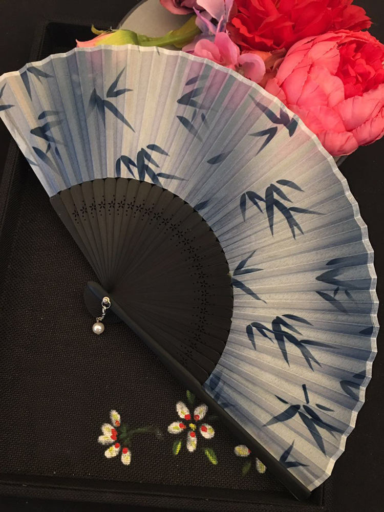 古典中國風烤漆邊真絲櫻花竹折扇