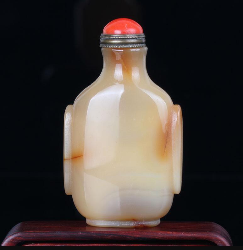瑪瑙鼻煙壺，帝王心頭的玩物