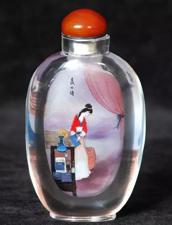 內畫鼻煙壺，壺中天地間掌心中國美
