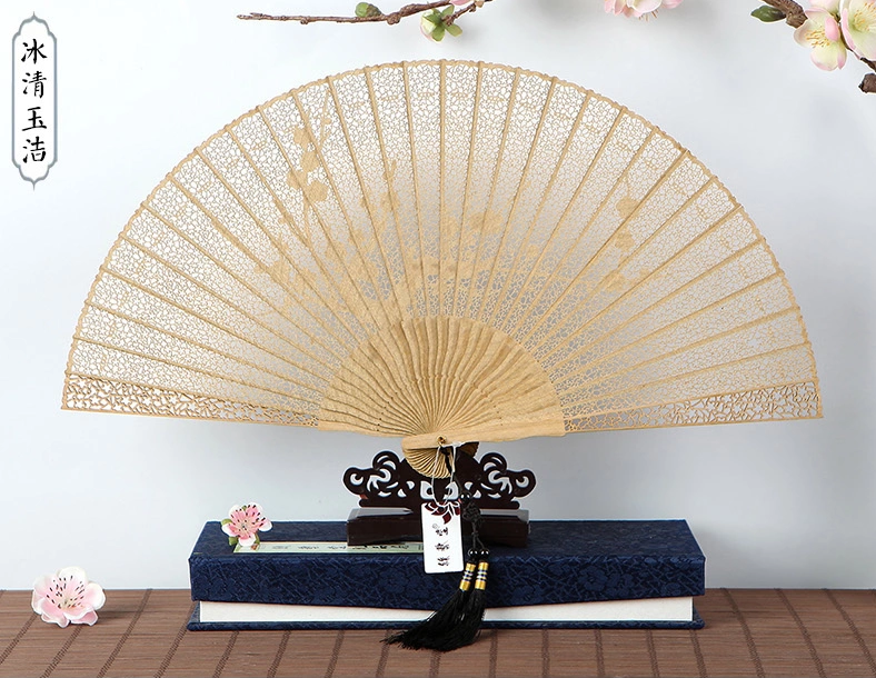 中國風(fēng)鏤空雕花古風(fēng)工藝香木折扇