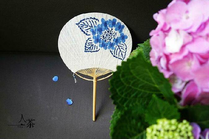 中國風復古刺繡和風扇