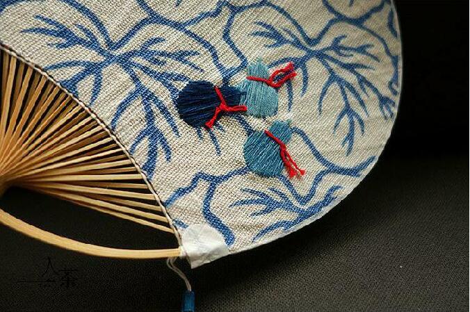 中國風復古刺繡和風扇