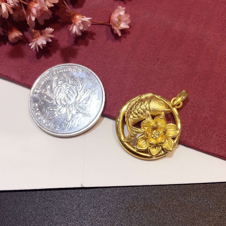 年年有余，鯉魚(yú)抱蓮花吊墜