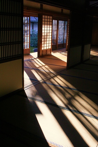 日本茶道文化的八大美：缺陷、簡素、枯槁、自