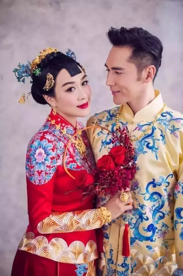 中式婚禮，走心的明星禮服