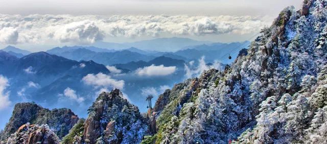 雪后黃山風景宛如人間仙境，舞一曲雪中霓裳羽