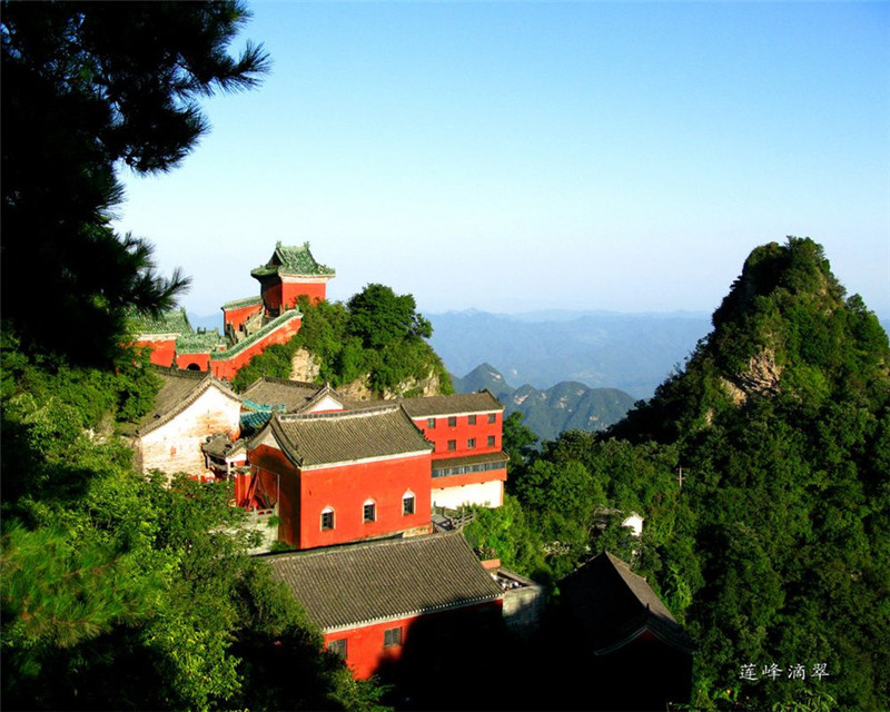夏日的五岳之冠武當山