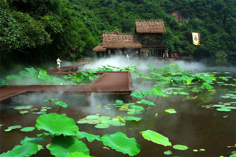 夏日的五岳之冠武當山