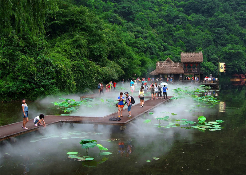 夏日的五岳之冠武當山