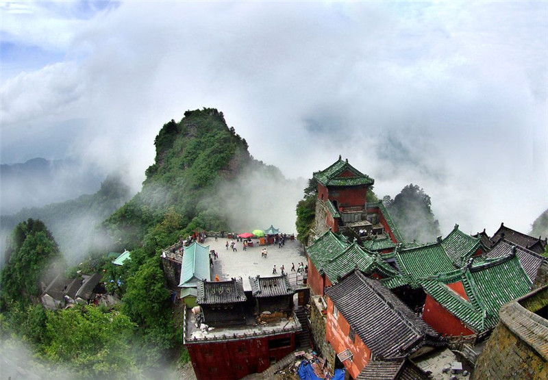 夏日的五岳之冠武當山