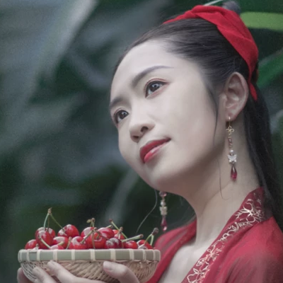櫻桃紅衣古風頭像，嬌艷美人!