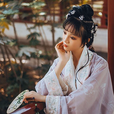 優(yōu)雅庭院女生頭像，唯美古風(fēng)真人頭像
