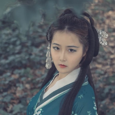青衣帶斗笠女生頭像，唯美古風真人頭像