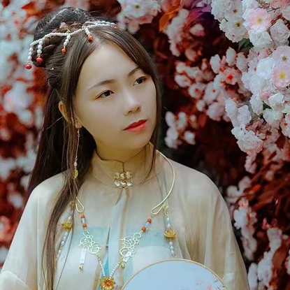 花開芬芳女生頭像，唯美古風真人頭像