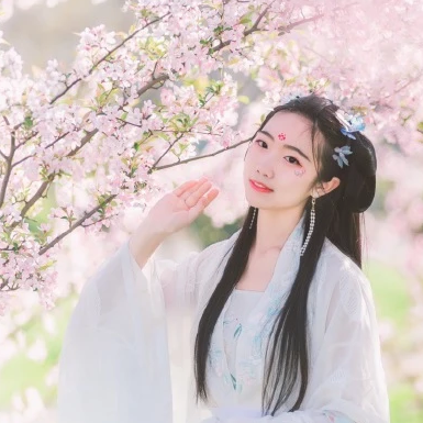 海棠花開女生頭像，唯美古風真人頭像