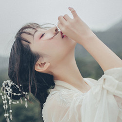 文藝清新女生頭像，唯美古風真人頭像