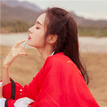 文藝清新女生頭像，唯美古風真人頭像