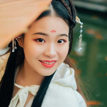 超萌可愛(ài)帶團(tuán)扇女生頭像，唯美古風(fēng)真人頭像